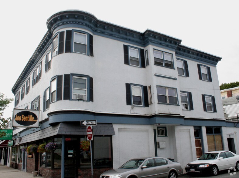 2382-2390 Massachusetts Ave, Cambridge, MA à louer - Photo principale – Image 1 sur 1