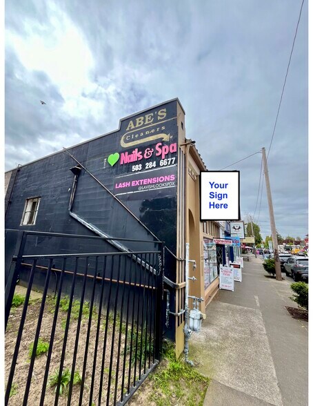 1730 NE Broadway St, Portland, OR à louer - Photo de l’immeuble – Image 2 sur 14