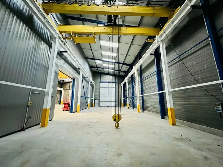 Industriel/Logistique dans Tancarville à vendre - Photo intérieure – Image 2 sur 3