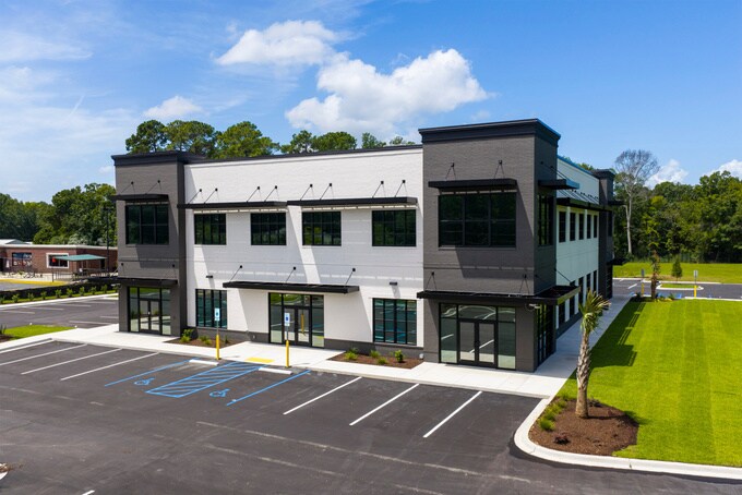 1623 N Lake Dr, Lexington, SC à louer - Photo de l’immeuble – Image 2 sur 4