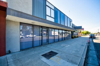 1532-1538 W Commonwealth Ave, Fullerton, CA à louer Photo intérieure– Image 1 sur 7