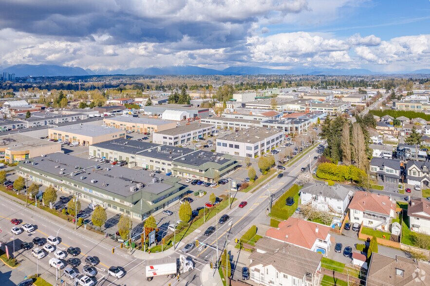 12877 76th Ave, Surrey, BC à vendre - Photo de l’immeuble – Image 2 sur 6