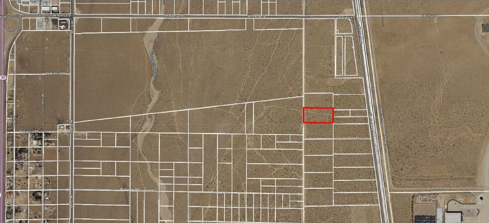 5.27 Acres Sierra Highway, Palmdale, CA à vendre - Photo de l’immeuble – Image 1 sur 5