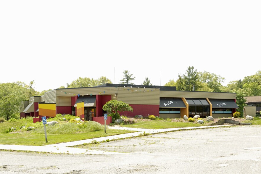 1820 44th St SW, Wyoming, MI à louer - Photo principale – Image 1 sur 6