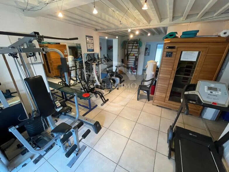 Local d'activités dans Pessac à vendre - Photo de l’immeuble – Image 3 sur 8