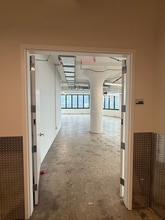 33-02 Skillman Ave, Long Island City, NY à louer Photo intérieure– Image 1 sur 6