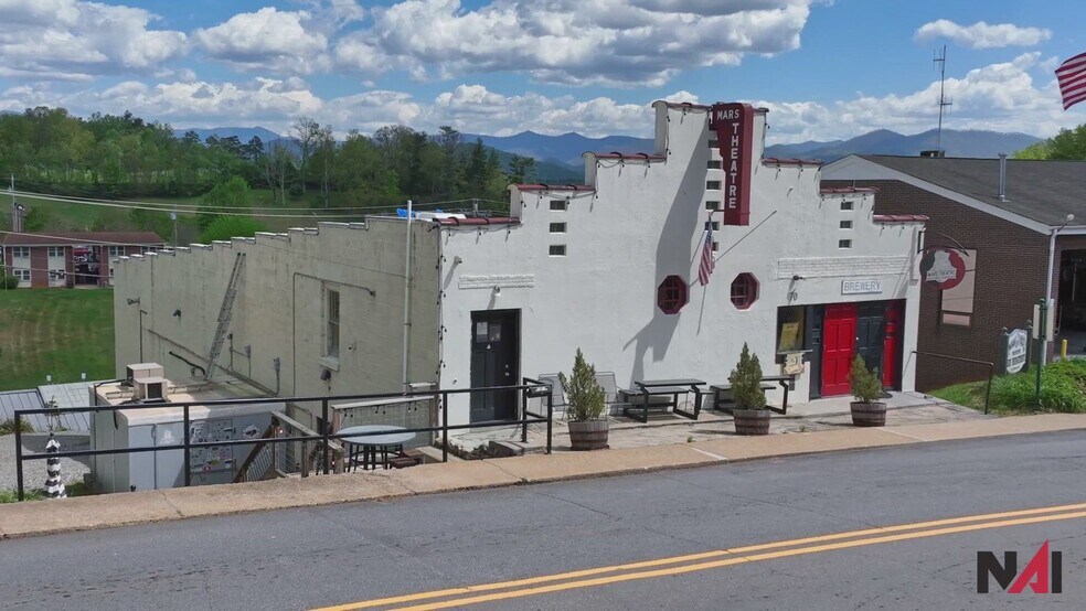 70 N Main St, Mars Hill, NC à vendre - Vidéo sur l’annonce professionnelle – Image 2 sur 72