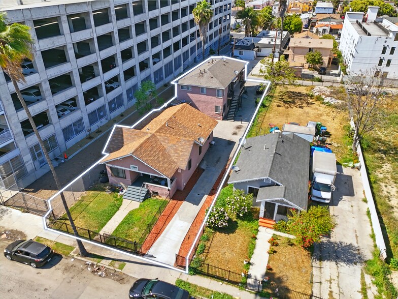 925 W 84th St, Los Angeles, CA à vendre - Photo de l’immeuble – Image 3 sur 12