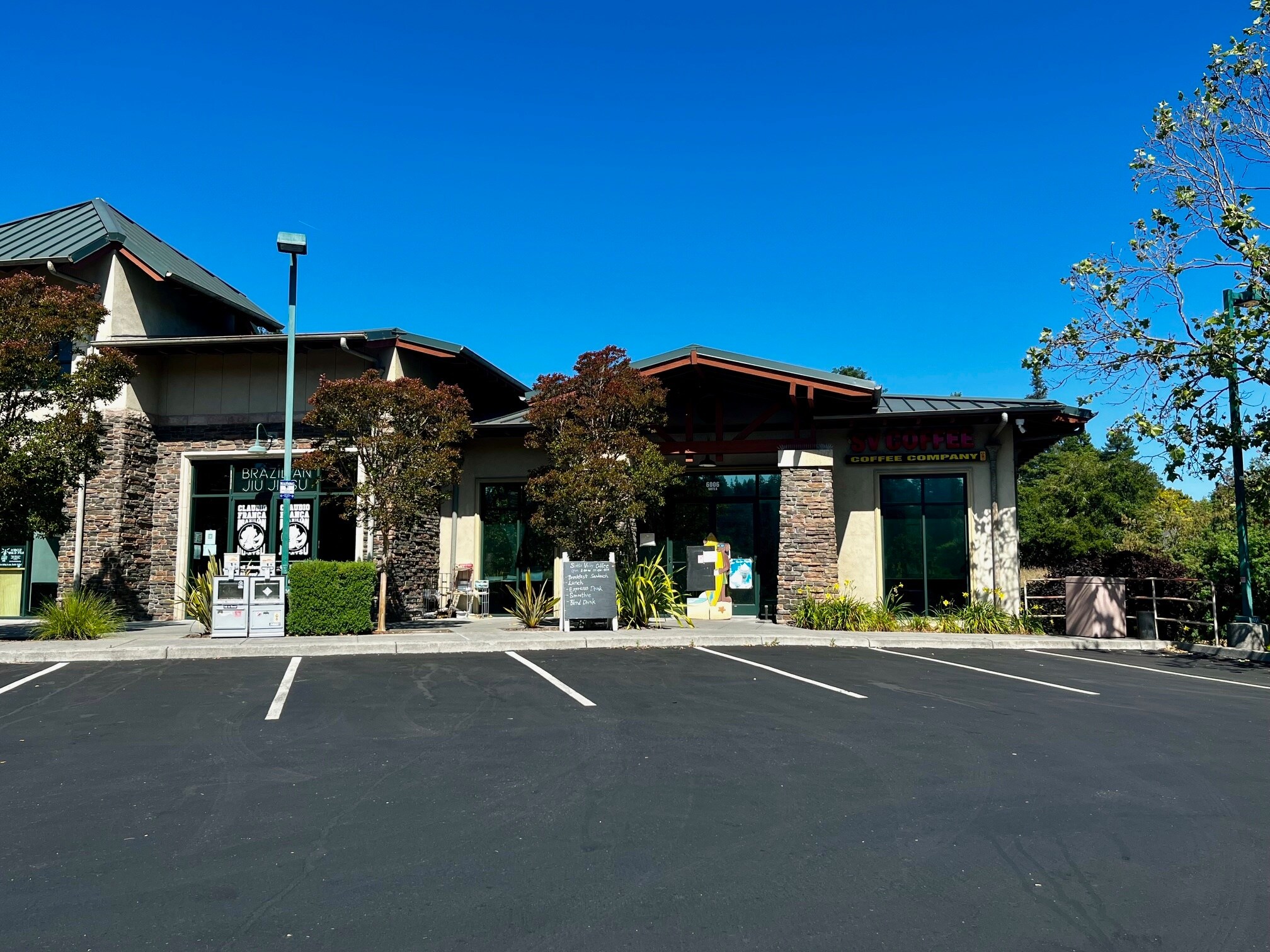 6006 La Madrona Dr, Scotts Valley, CA à louer Photo de l’immeuble– Image 1 sur 7