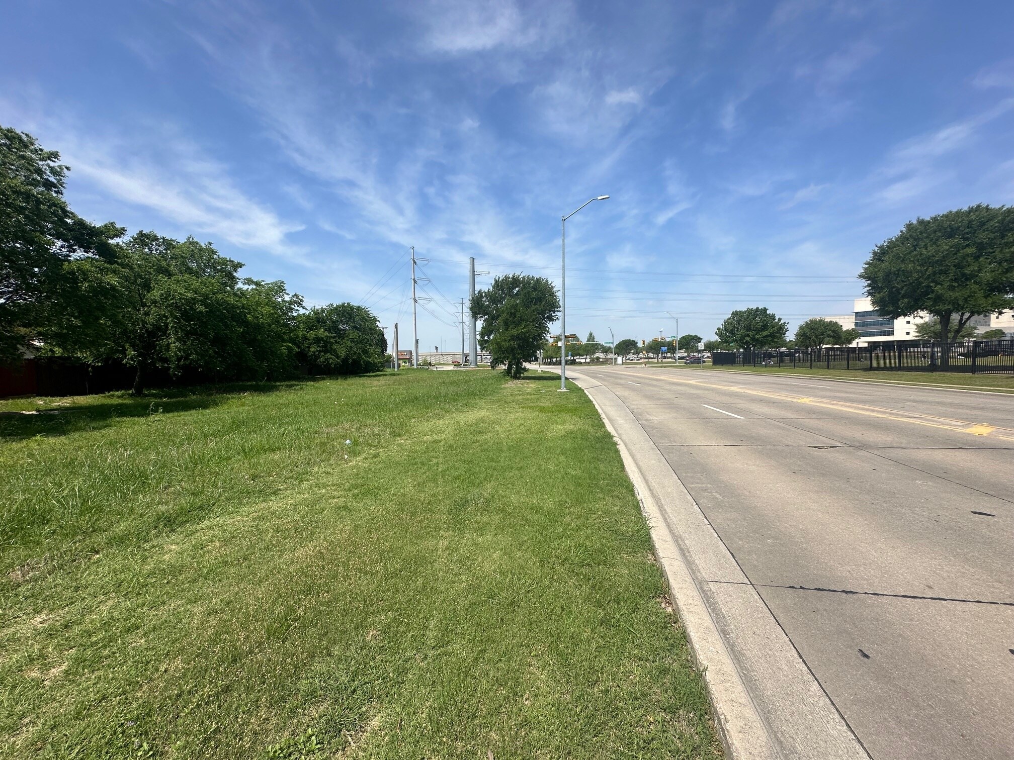 1161 Warrior Trl, Grand Prairie, TX à vendre Photo de l’immeuble– Image 1 sur 15
