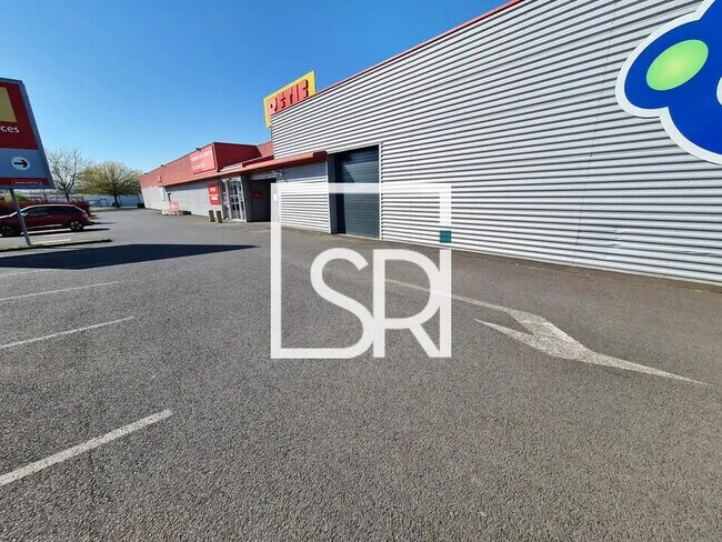 Plus de détails pour 6-8 Rue De Durtol, Lempdes - Local commercial à vendre