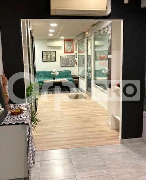 Local d’activités dans Orléans à louer - Photo de l’immeuble – Image 1 sur 4