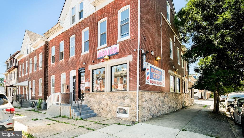101 Ashmore Ave, Trenton, NJ à vendre Photo principale– Image 1 sur 2