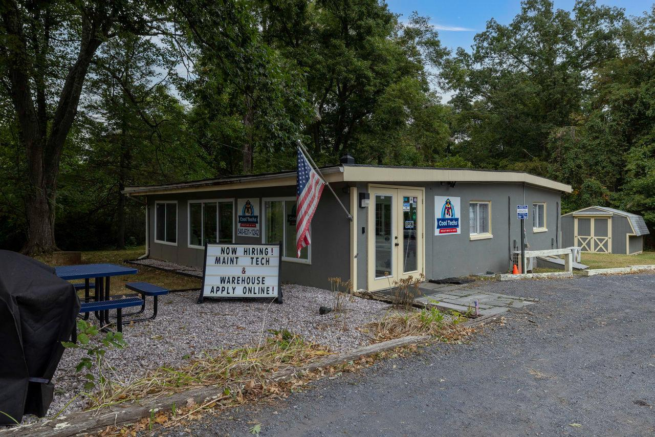 5223 John Marshall Hwy, Linden, VA à louer Photo de l’immeuble– Image 1 sur 18