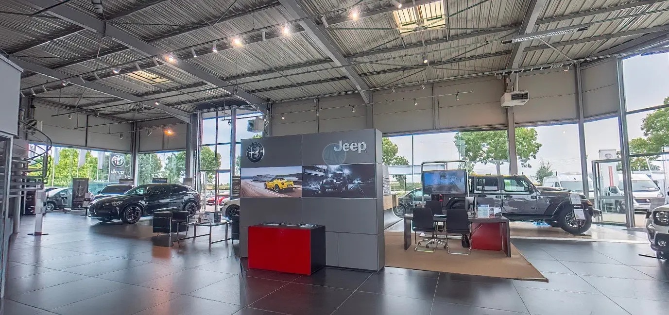 Local commercial dans Luisant à louer Photo intérieure– Image 1 sur 3