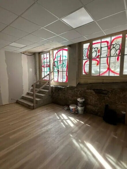 Local commercial dans Lyon à vendre - Photo de l’immeuble – Image 3 sur 4
