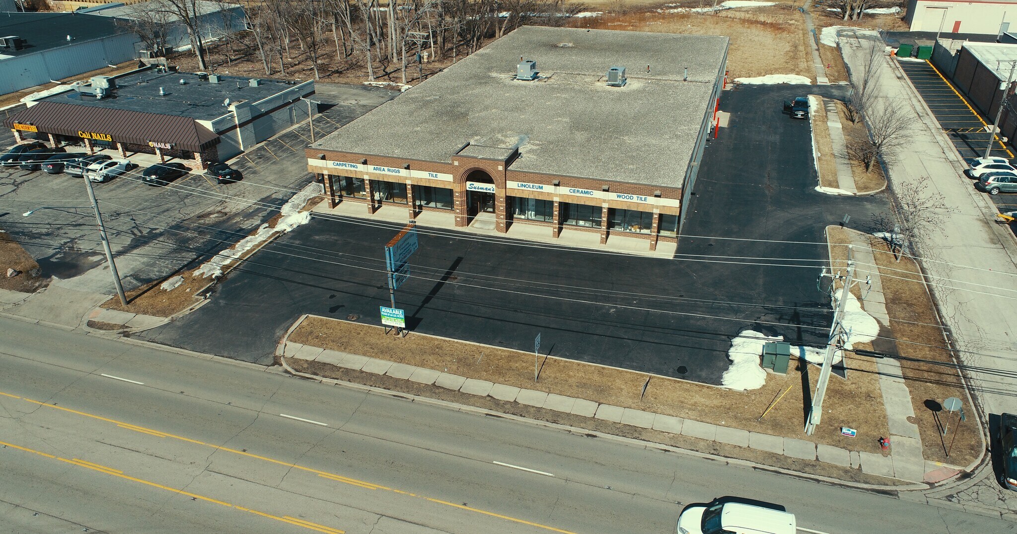 3500 Grand Ave, Gurnee, IL à louer Photo de l’immeuble– Image 1 sur 9