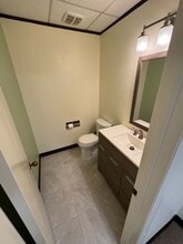 4210 Spicewood Springs Rd, Austin, TX à louer Photo intérieure– Image 2 sur 7