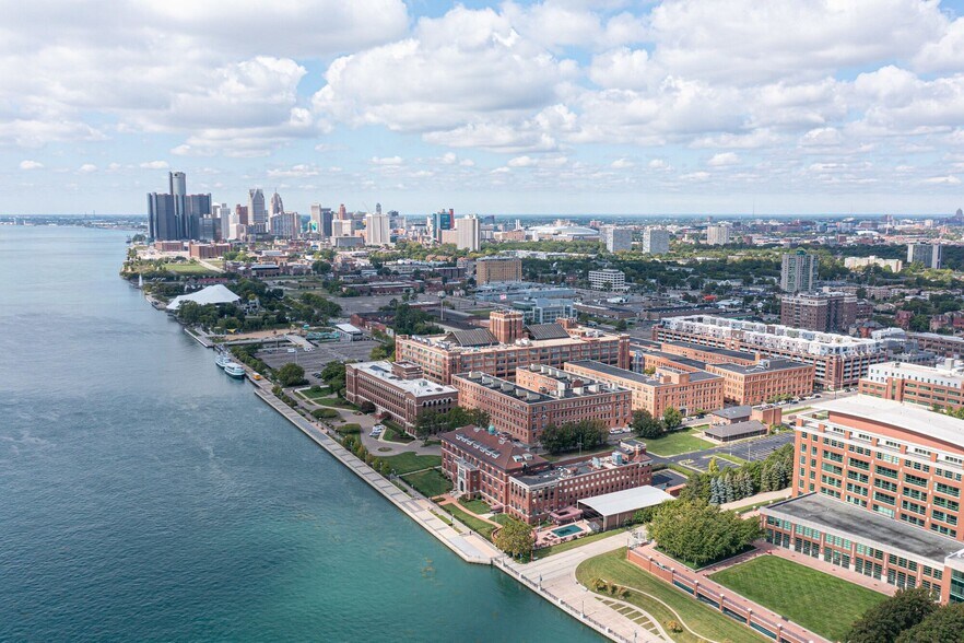 300 River Place, Detroit, MI à louer - Photo de l’immeuble – Image 3 sur 13