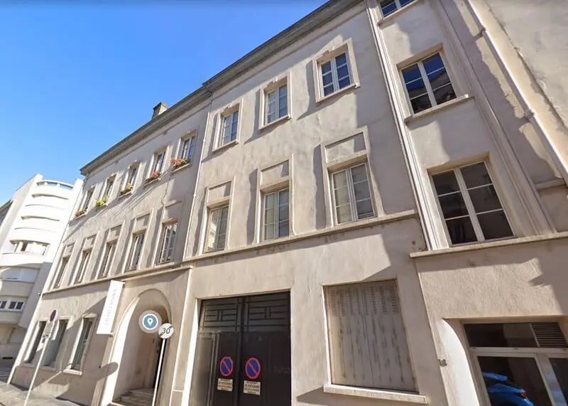 Bureau dans Lyon à louer - Photo de l’immeuble – Image 1 sur 5