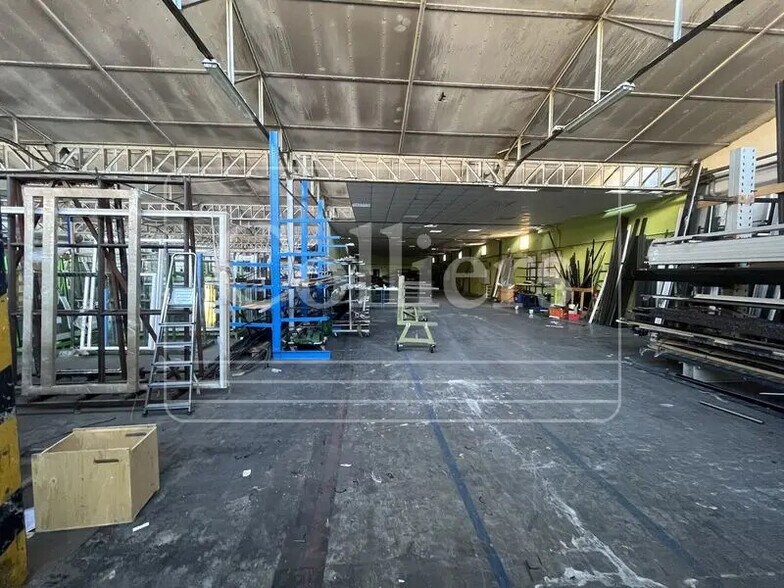 Local d’activités dans Marseille à louer - Photo intérieure – Image 3 sur 6