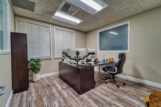 1100 Civic Center Blvd, Yuba City, CA à louer Photo intérieure– Image 1 sur 2