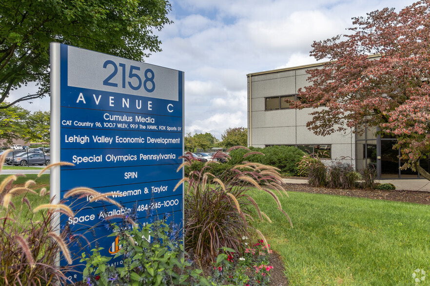 2158 Avenue C, Bethlehem, PA à louer - Photo de l’immeuble – Image 2 sur 7