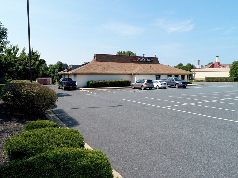 5 Newport Dr, Forest Hill, MD à vendre - Photo de l’immeuble – Image 2 sur 7