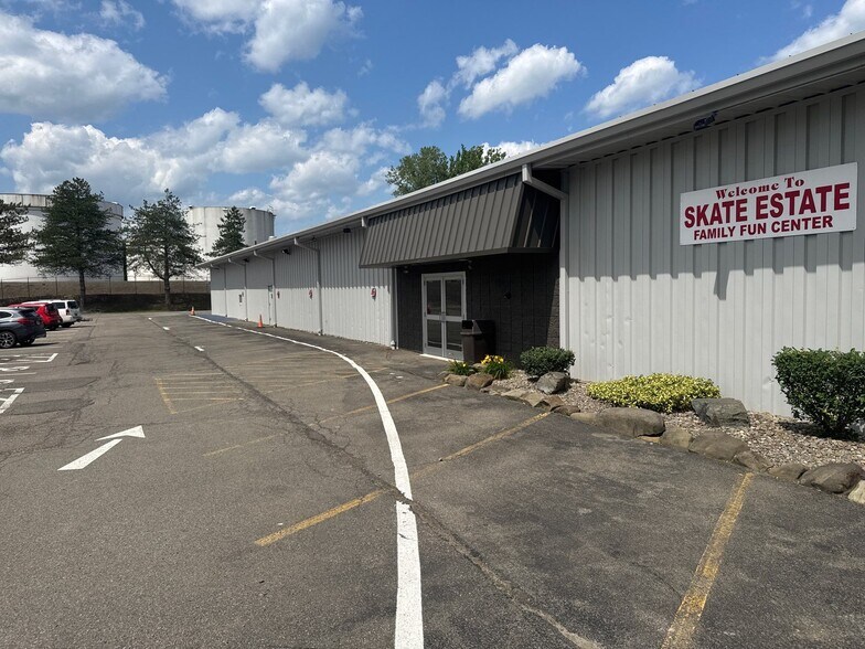 3401 Vestal Rd, Vestal, NY à louer - Photo de l’immeuble – Image 3 sur 9