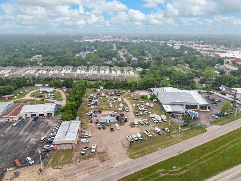 3317 I 35 N Frontage rd, Waco, TX à vendre - Photo de l’immeuble – Image 2 sur 7