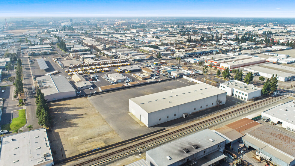 500 W Collins Ave, Orange, CA à louer - Aérien – Image 3 sur 5