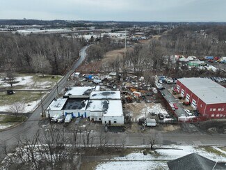 Plus de détails pour 7300-7302 Golden Ring Rd, Essex, MD - Industriel/Logistique à vendre
