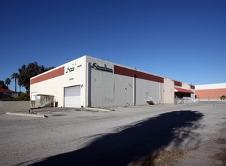 Plus de détails pour 14245 Lomitas Ave, La Puente, CA - Industriel/Logistique à louer