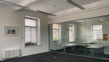 6 Queens Rd, Belfast à louer Photo intérieure– Image 2 sur 6