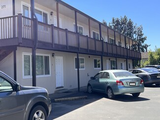 Plus de détails pour 271 Clay St E, Monmouth, OR - Logement à vendre