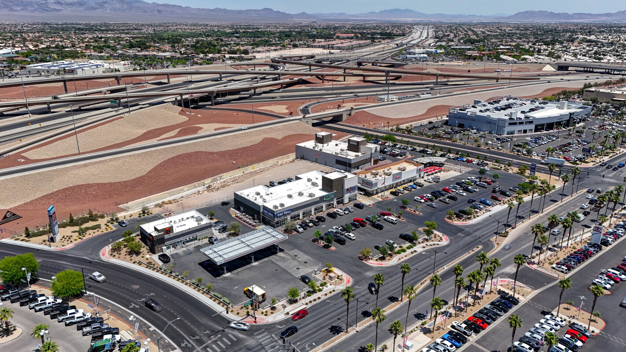 6450 Centennial Center Blvd, Las Vegas, NV à vendre Photo de l’immeuble– Image 1 sur 5
