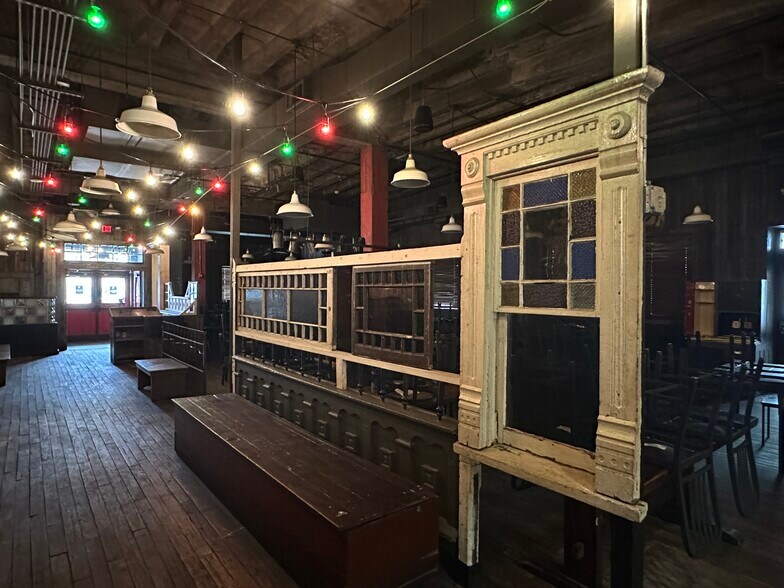 301 Franklin St, Buffalo, NY à louer - Photo de l’immeuble – Image 3 sur 7