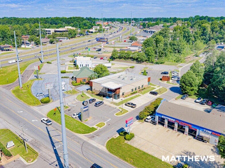 220 Rice Mine Rd NE, Tuscaloosa, AL à vendre - Photo de l’immeuble – Image 3 sur 4