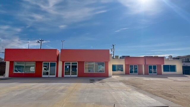 2714 Bomar Ave, Dallas, TX à louer - Photo de l’immeuble – Image 1 sur 16