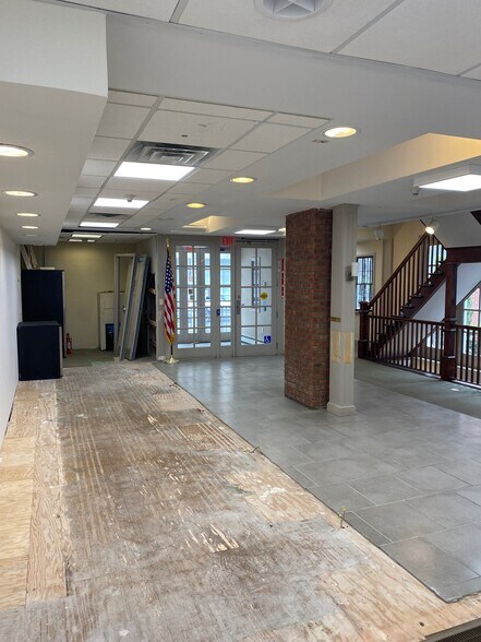 40 Church St, White Plains, NY à louer - Photo de l’immeuble – Image 3 sur 12