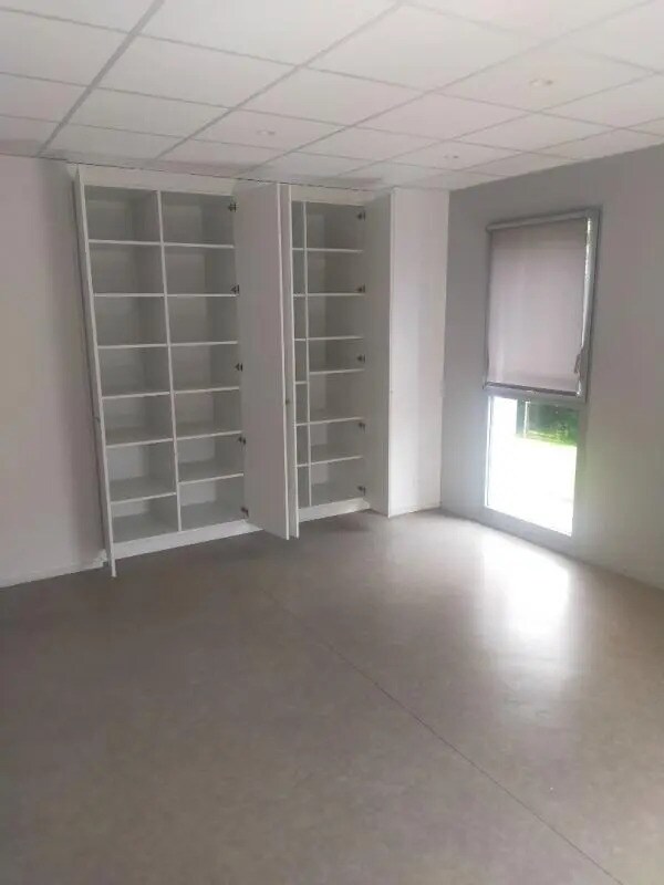 Plus de détails pour Bureau à vendre