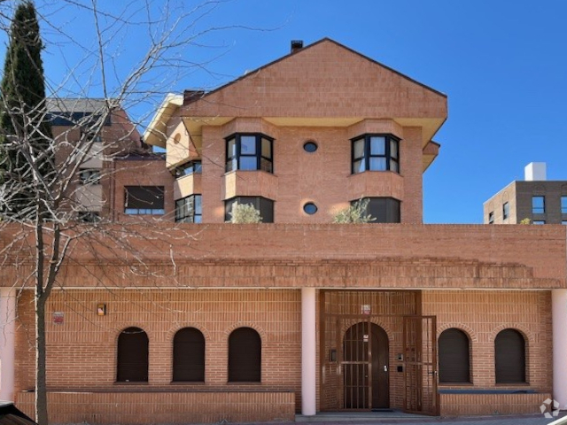 View Photo