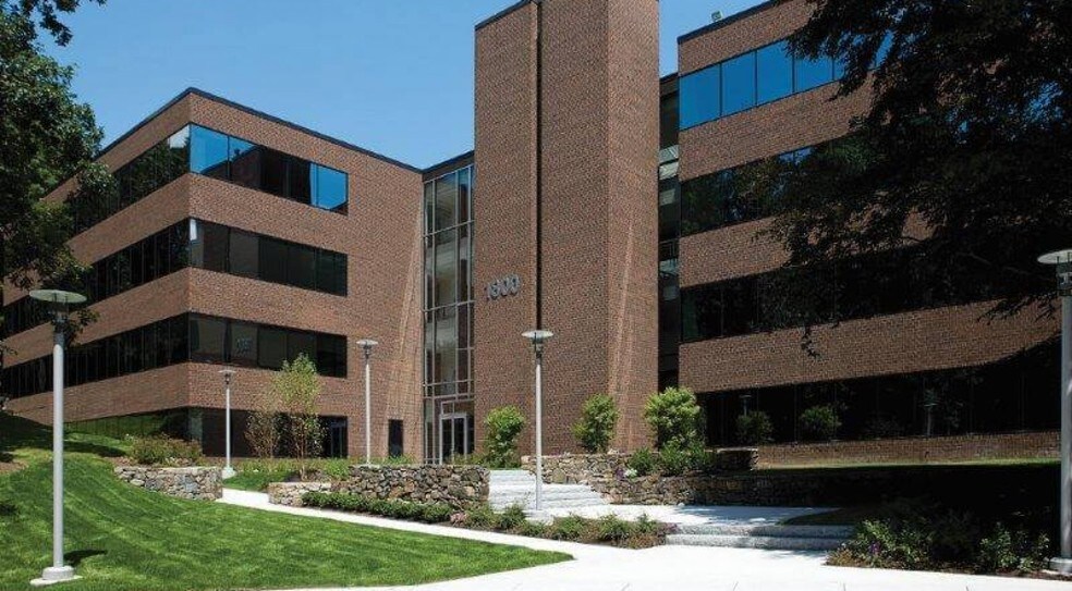 1700 West Park Dr, Westborough, MA à louer - Photo de l’immeuble – Image 1 sur 24