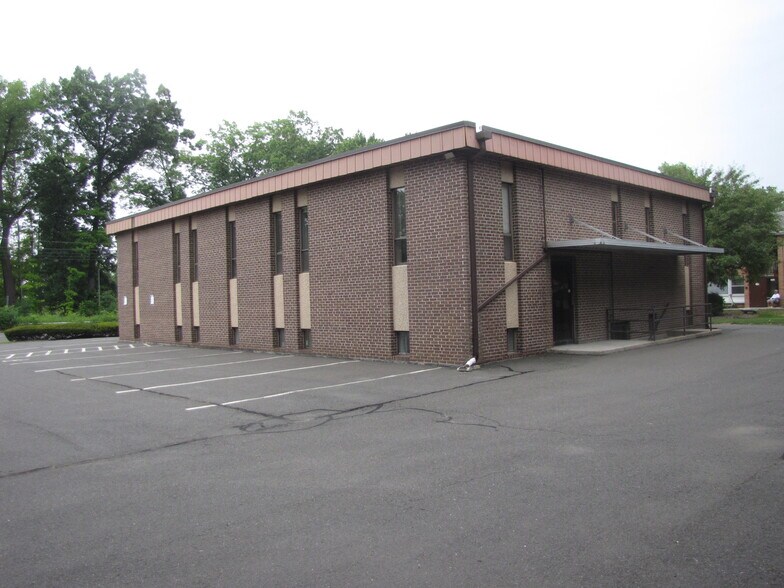 100 Main St, Agawam, MA à vendre - Photo de l’immeuble – Image 3 sur 8