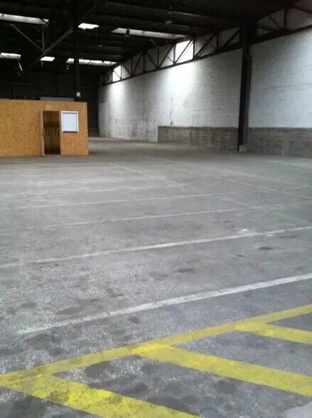 Industriel/Logistique dans Rouen à louer - Photo intérieure – Image 3 sur 3