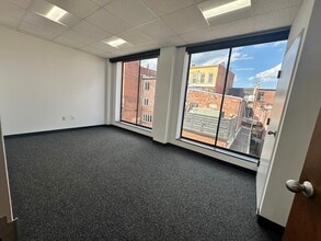 1054-1066 31st St NW, Washington, DC à louer Photo intérieure– Image 2 sur 5