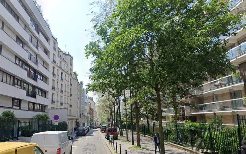 Local commercial dans Paris à louer - Photo de l’immeuble – Image 1 sur 4