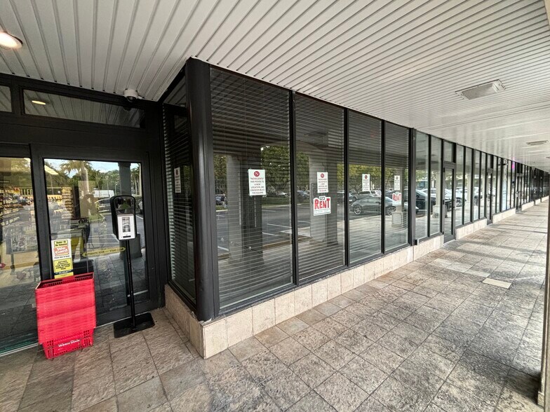 604 Crandon Blvd, Key Biscayne, FL à louer - Photo de l’immeuble – Image 2 sur 8