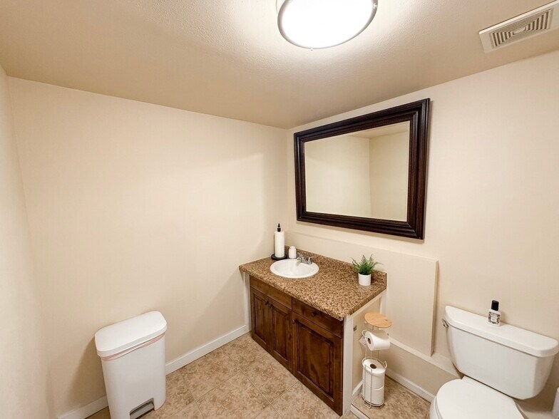 134 W Main St, Rigby, ID à louer - Photo de l’immeuble – Image 2 sur 3