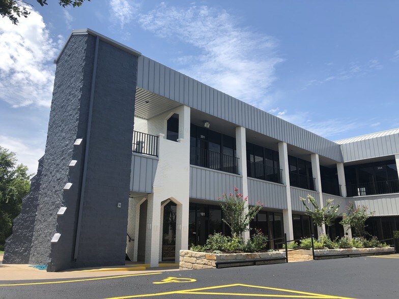 14001 W State Highway 29, Liberty Hill, TX à louer - Photo de l’immeuble – Image 3 sur 17